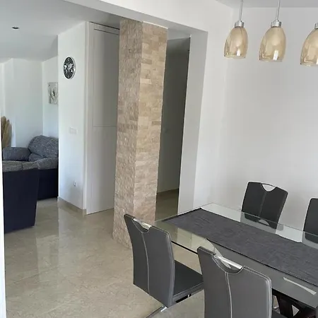 Nature アパート Zvečanje